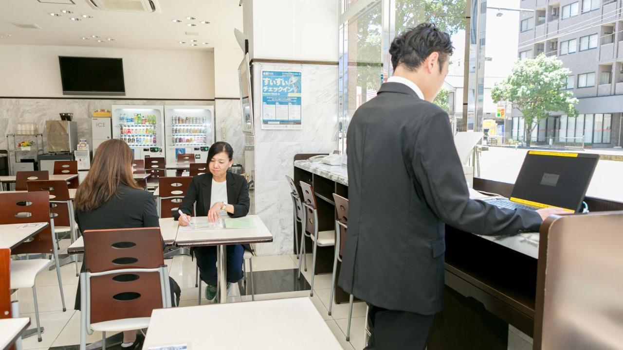 Toyoko Inn Kagoshima Chuo Eki Nishi Guchi Exterior photo