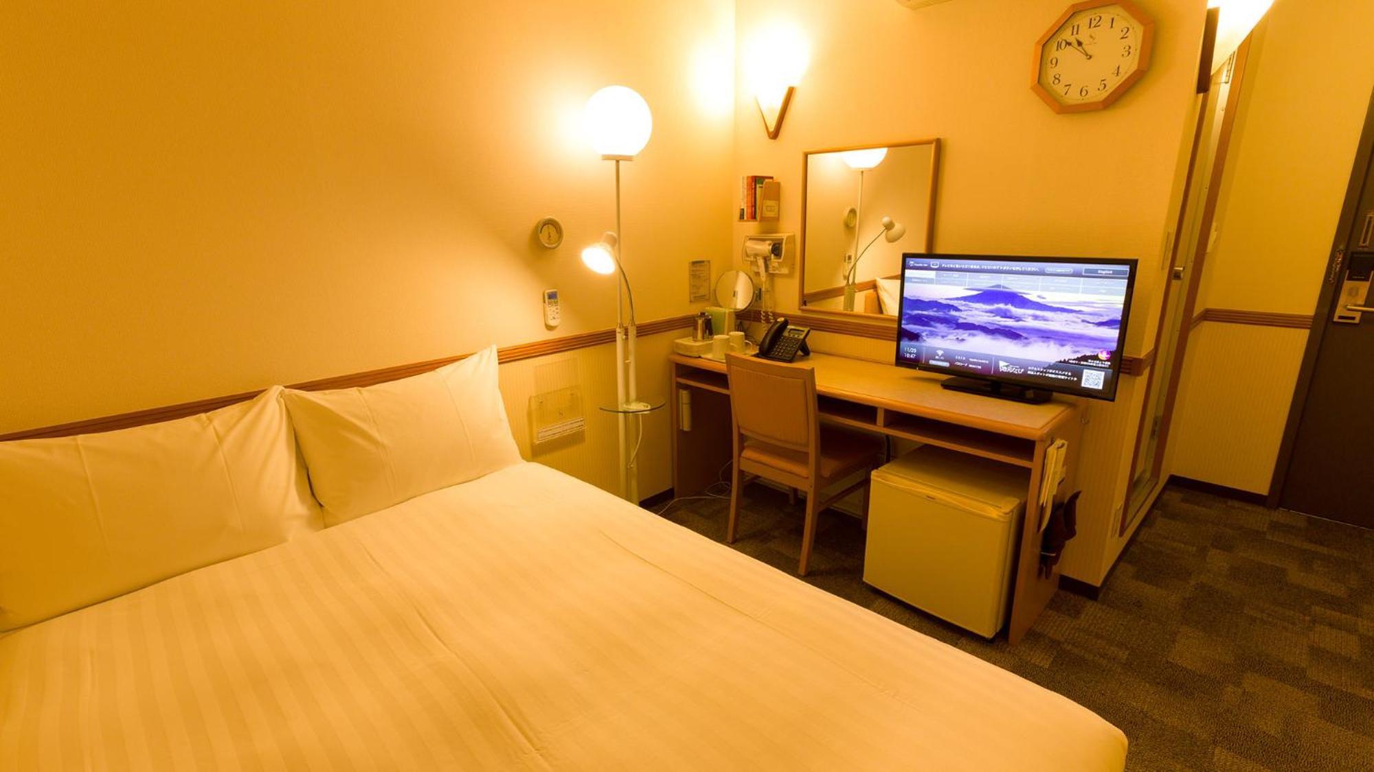 Toyoko Inn Kagoshima Chuo Eki Nishi Guchi Room photo