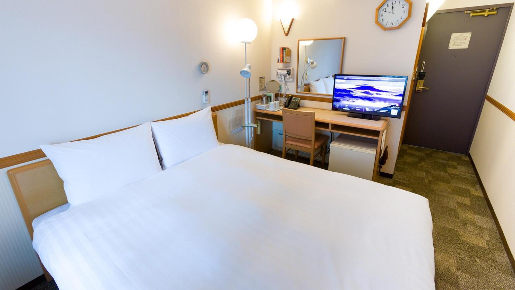 Toyoko Inn Kagoshima Chuo Eki Nishi Guchi Room photo