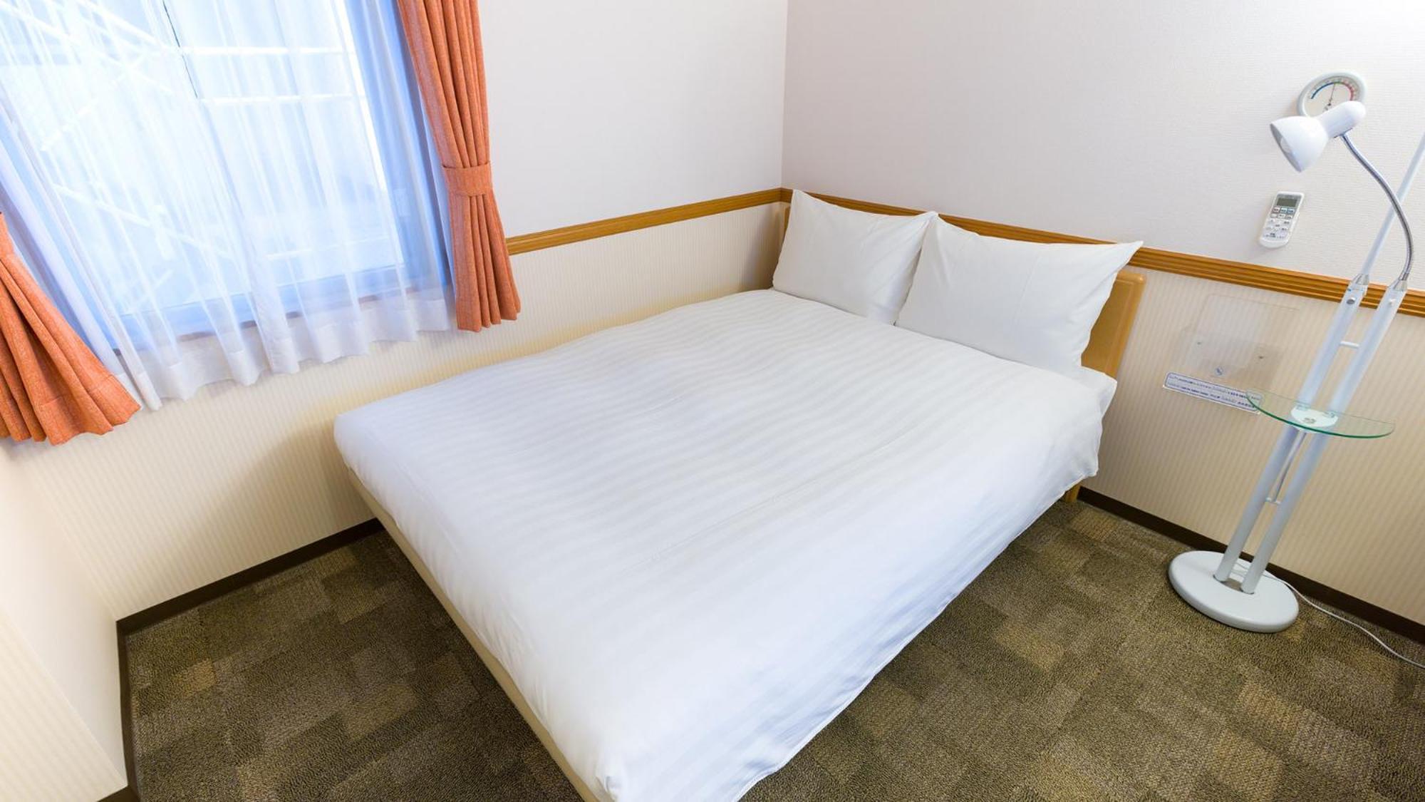 Toyoko Inn Kagoshima Chuo Eki Nishi Guchi Room photo